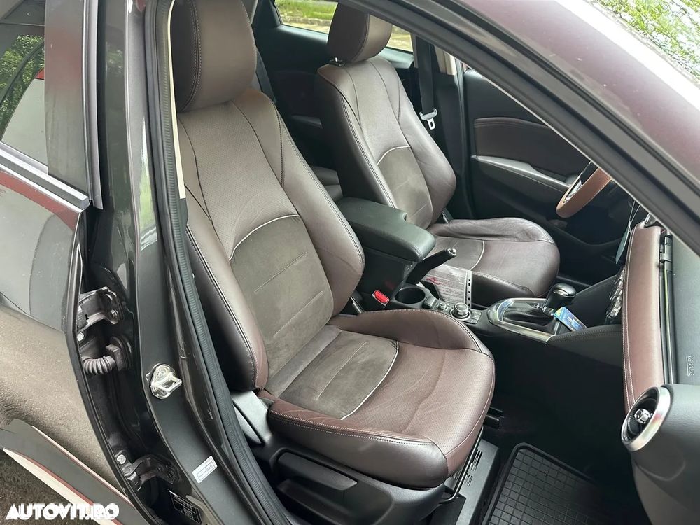 Mazda CX-3 CD105 4x4 AT Revolution - 12