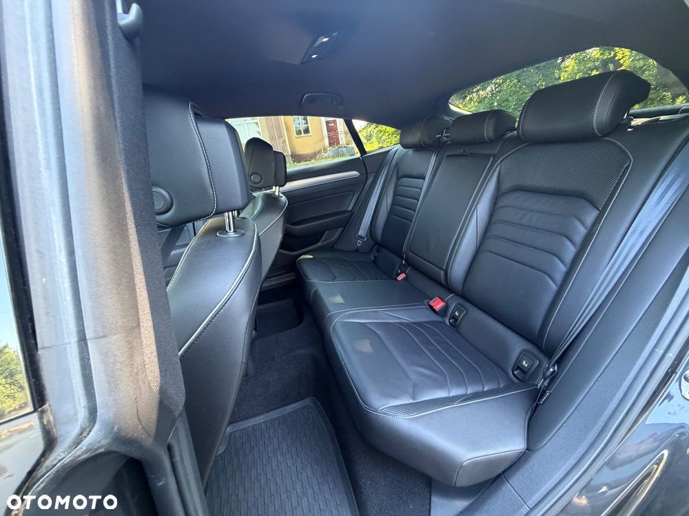 Volkswagen Arteon 2.0 TDI SCR DSG R-Line Edition - 23