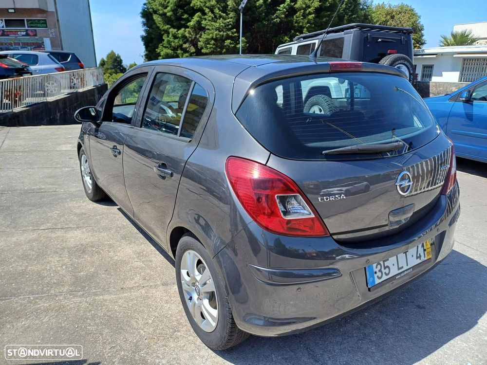 Opel Corsa 1.3 CDTi Enjoy - 3