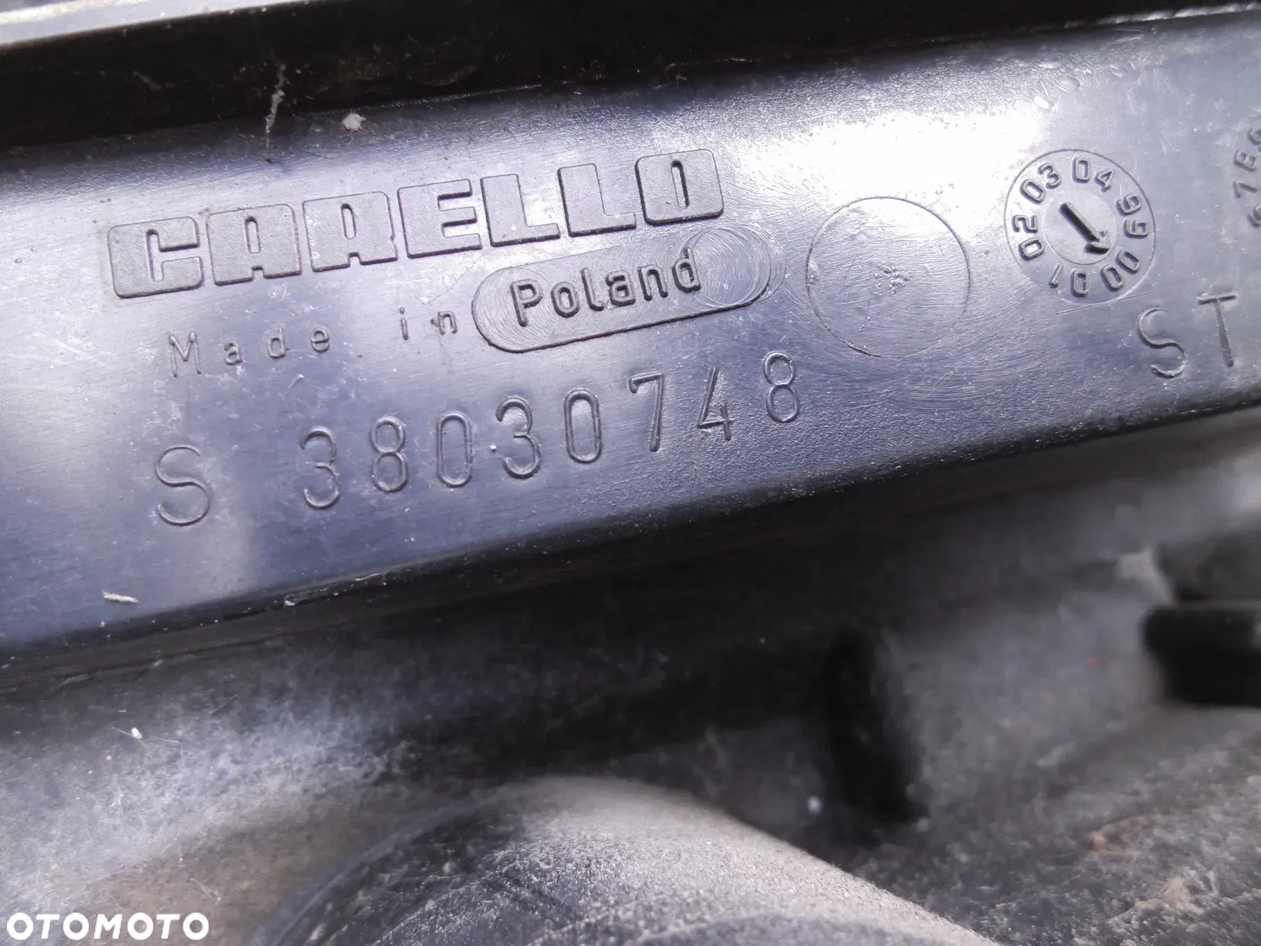 LUPO AROSA LAMPA PRAWA TYLNA 38030748 VOLKSWAGEN SEAT POSIADAM 3SZT - 3
