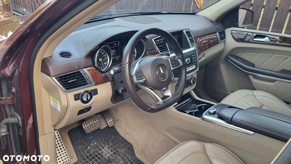 Mercedes-Benz GL 350 CDI DPF 4Matic BlueEFFICIENCY 7G-TRONIC Grand Edition - 8