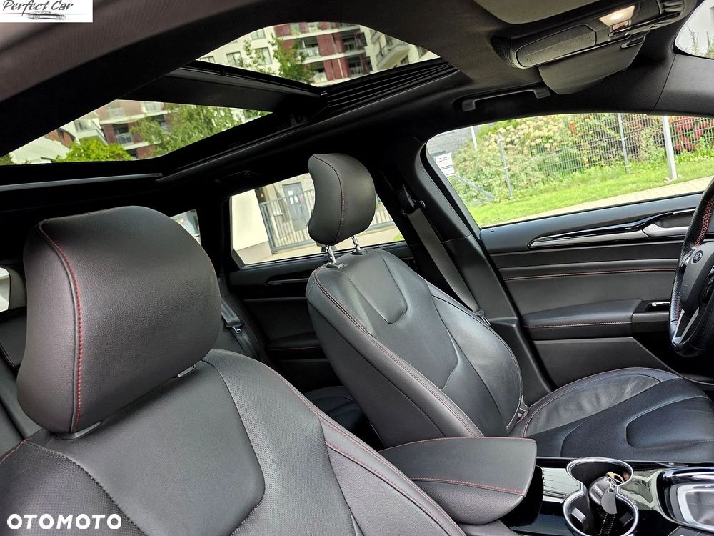 Ford Mondeo SW 2.0 Hybrid ST-Line Plus - 10