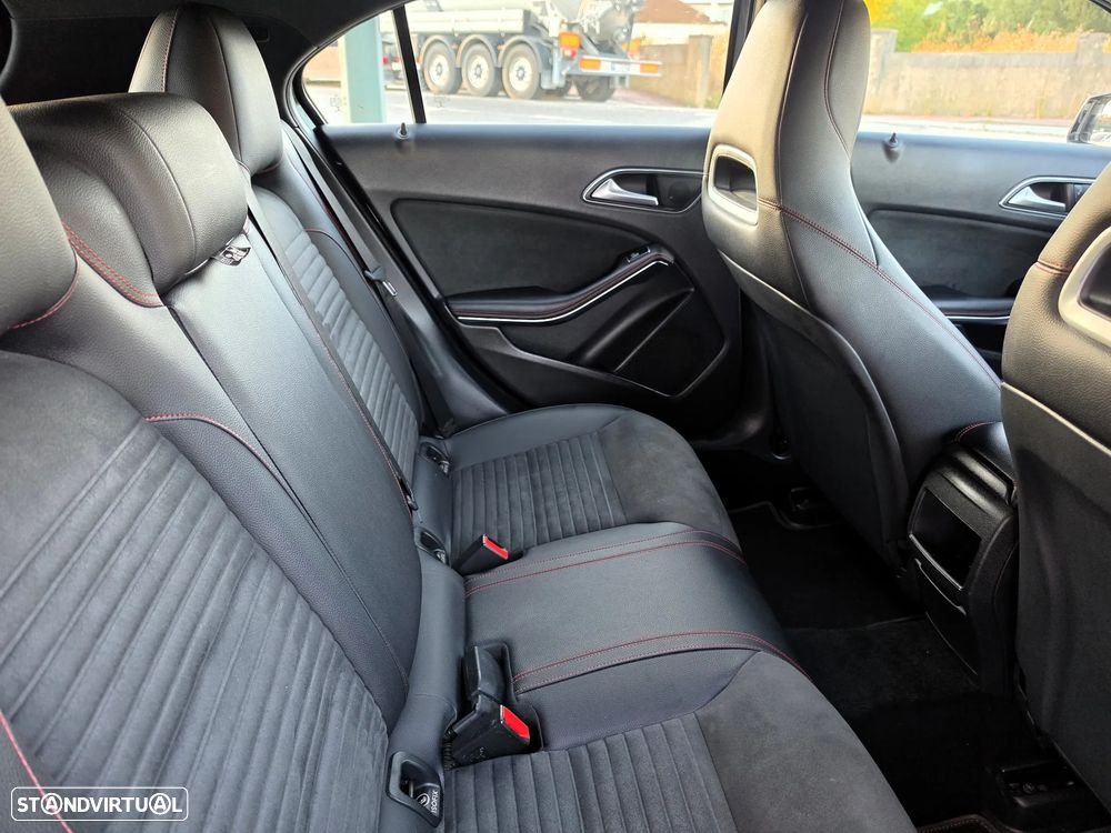 Mercedes-Benz A 180 CDI BE Edition AMG Line - 33
