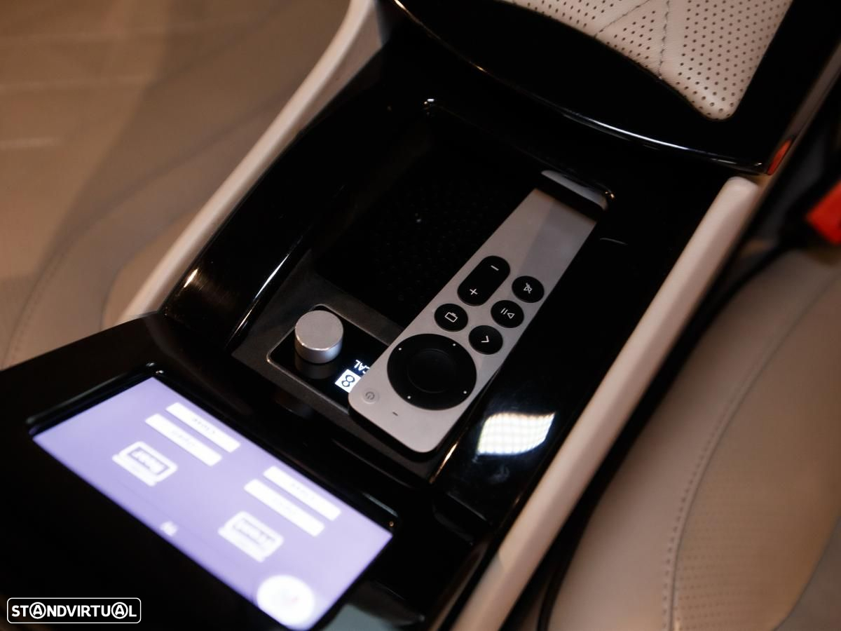 Mercedes-Benz V 300 d Longo Avantgarde - 27