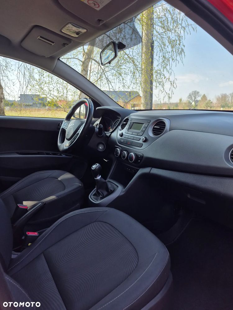 Hyundai i10 1.2 Fifa World Cup Edition - 13