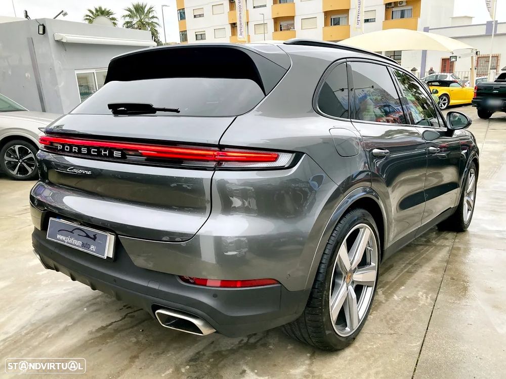 Porsche Cayenne E-Hybrid - 3