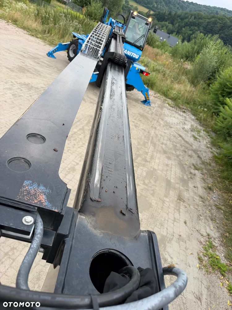 Manitou MRT 1840 Ładowarka Teleskopowa Obrotowa ROTO Dźwig Zwyżka 18 metrów wysuw. 4 tony Udźwig! Maszyna nie różni się od Nowej z Salonu! 2022rok, 1600 mtg.  Pilot zdalnego sterowania! Widły.  Aktualna DEKRA 2027 rok. skręt 4 koła KRAB. Auto-poziomowanie! małe gabaryty maszyny. Mała waga a potężny zasięg i udzwig! Pełna Dokumentacja do maszyny z serwisów CE itd! Maszyna po wszystkich Możliwych serwisach do 2027 roku. Wielka okazja. Ładowarka sprowadzona z Norwegii. Pracowała sporadycznie i lekko w urzędzie miejskim! Zerowe zużycie! - 18