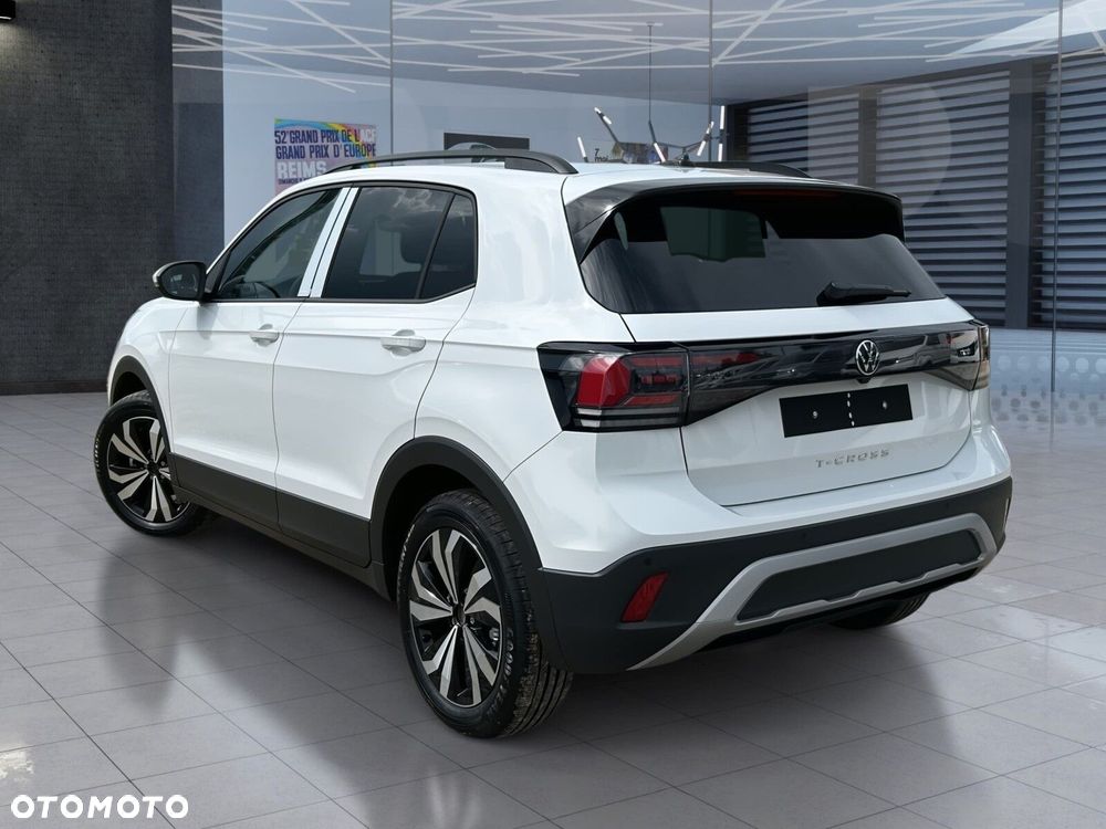Volkswagen T-Cross - 13