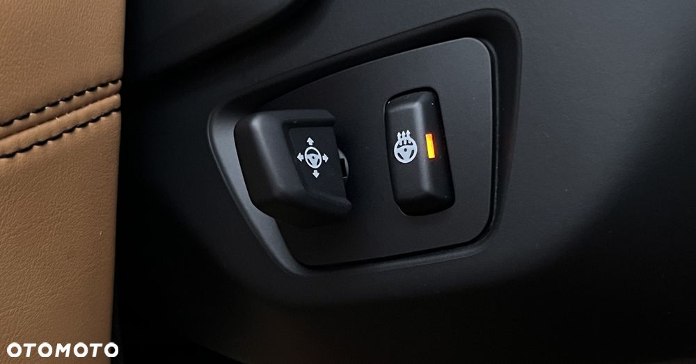 BMW Seria 7 740d xDrive - 23