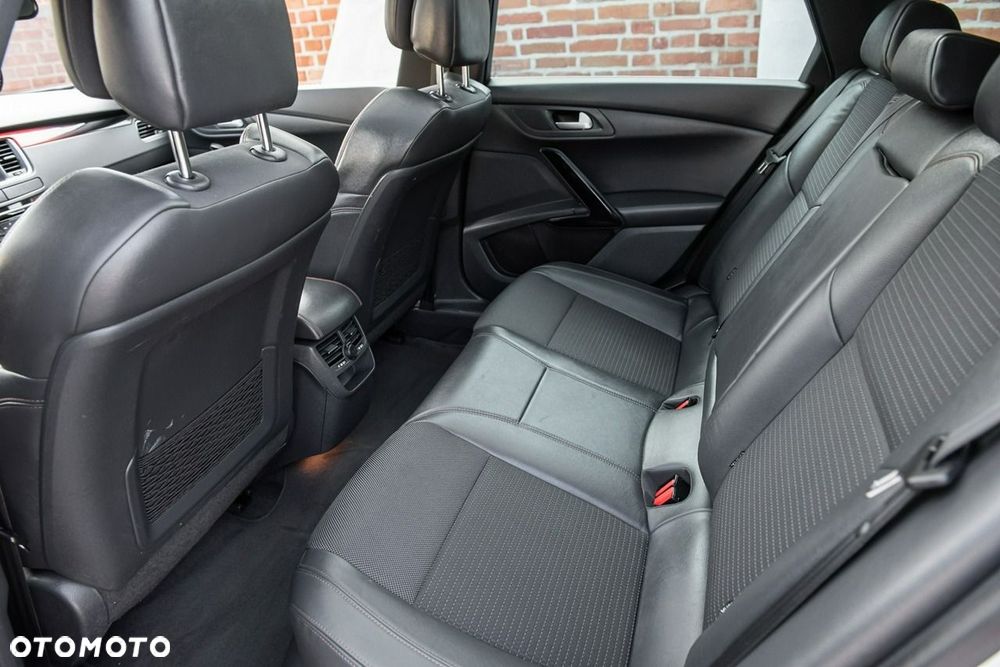 Peugeot 508 RXH 2.0 HDi HYbrid4 - 7