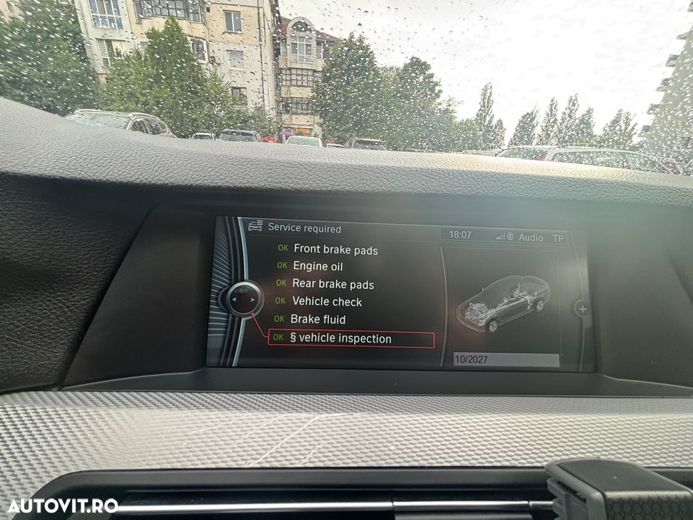 BMW Seria 5 525d Sport-Aut. Modern Line - 18