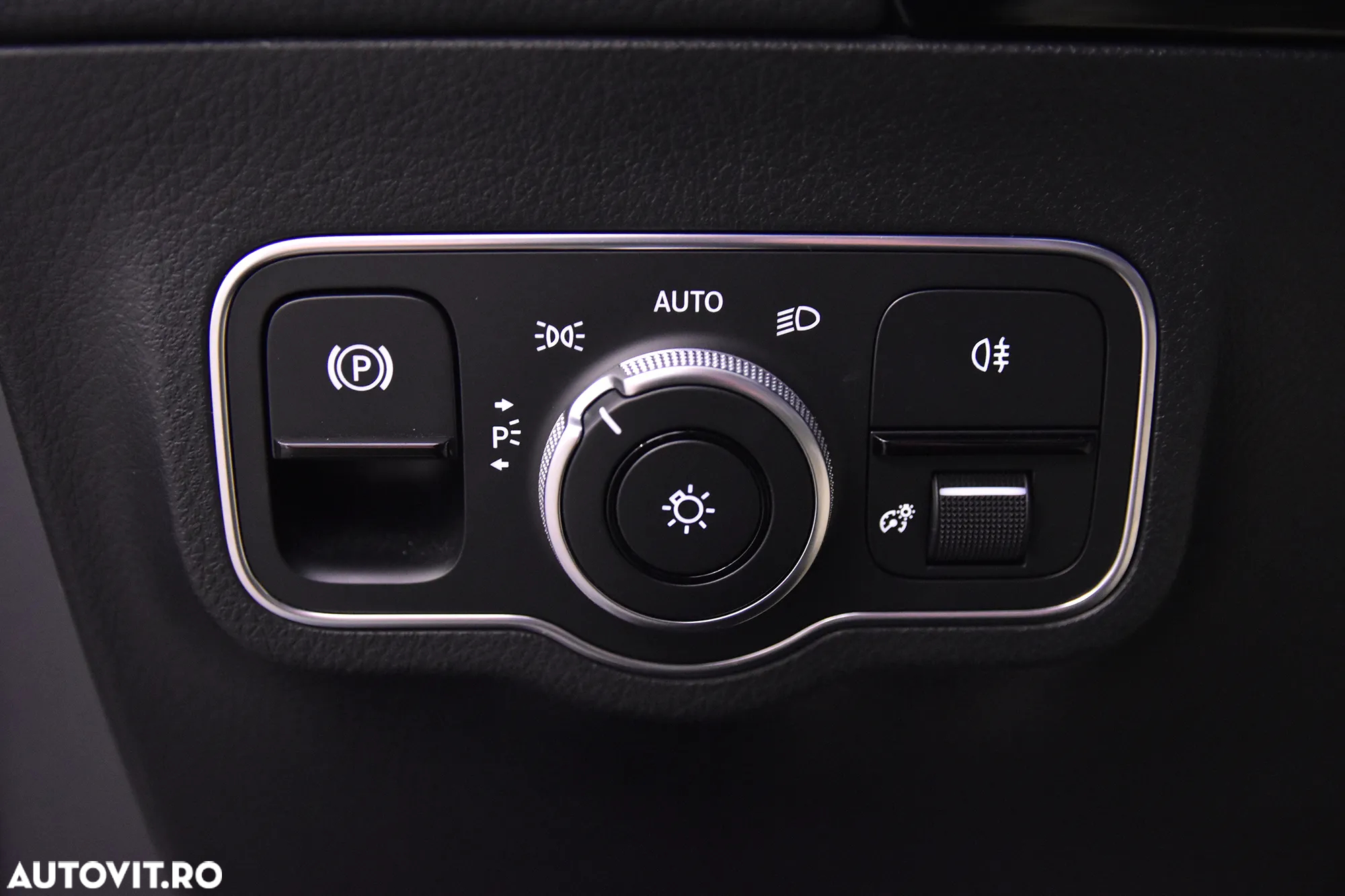 Mercedes-Benz B 180 7G-DCT AMG Line - 15