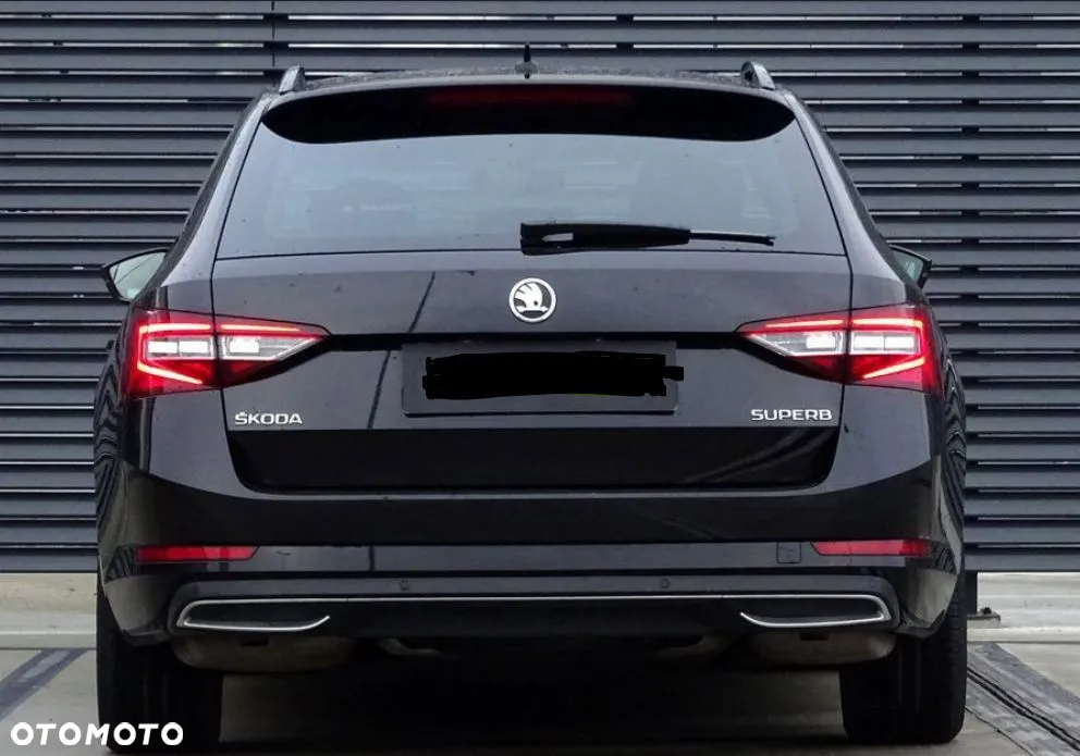 Skoda Superb 2.0 TSI Sportline DSG - 6