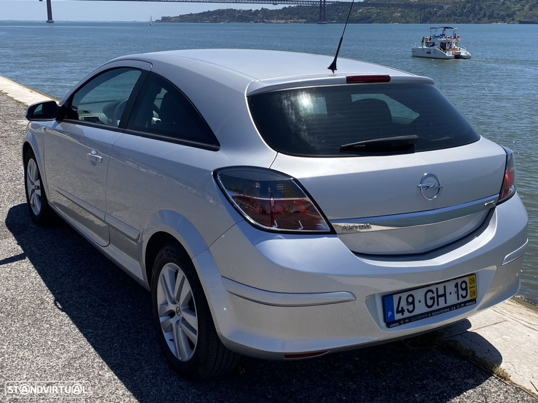 Opel Astra GTC 1.4 - 2