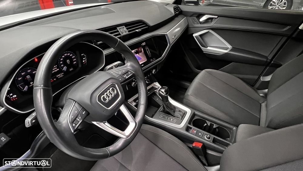 Audi Q3 45 TFSIe S tronic - 7
