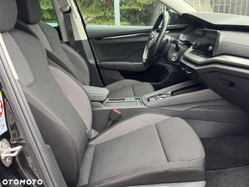 Skoda Octavia 2.0 TDI Selection DSG - 20