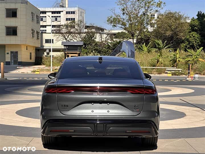 BYD Han L - 6