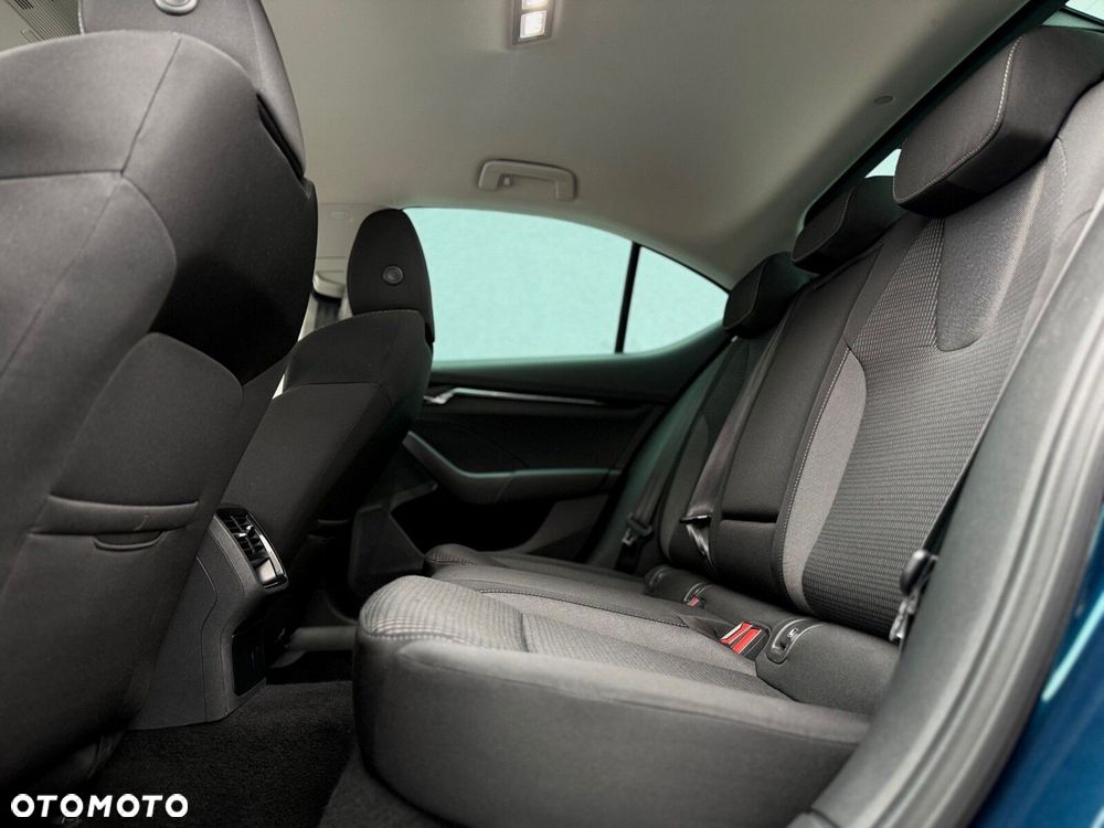 Skoda Octavia 2.0 TDI Ambition - 10