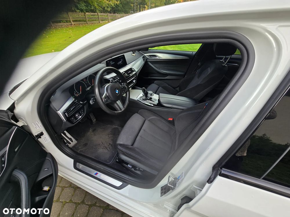 BMW Seria 5 520d xDrive - 20