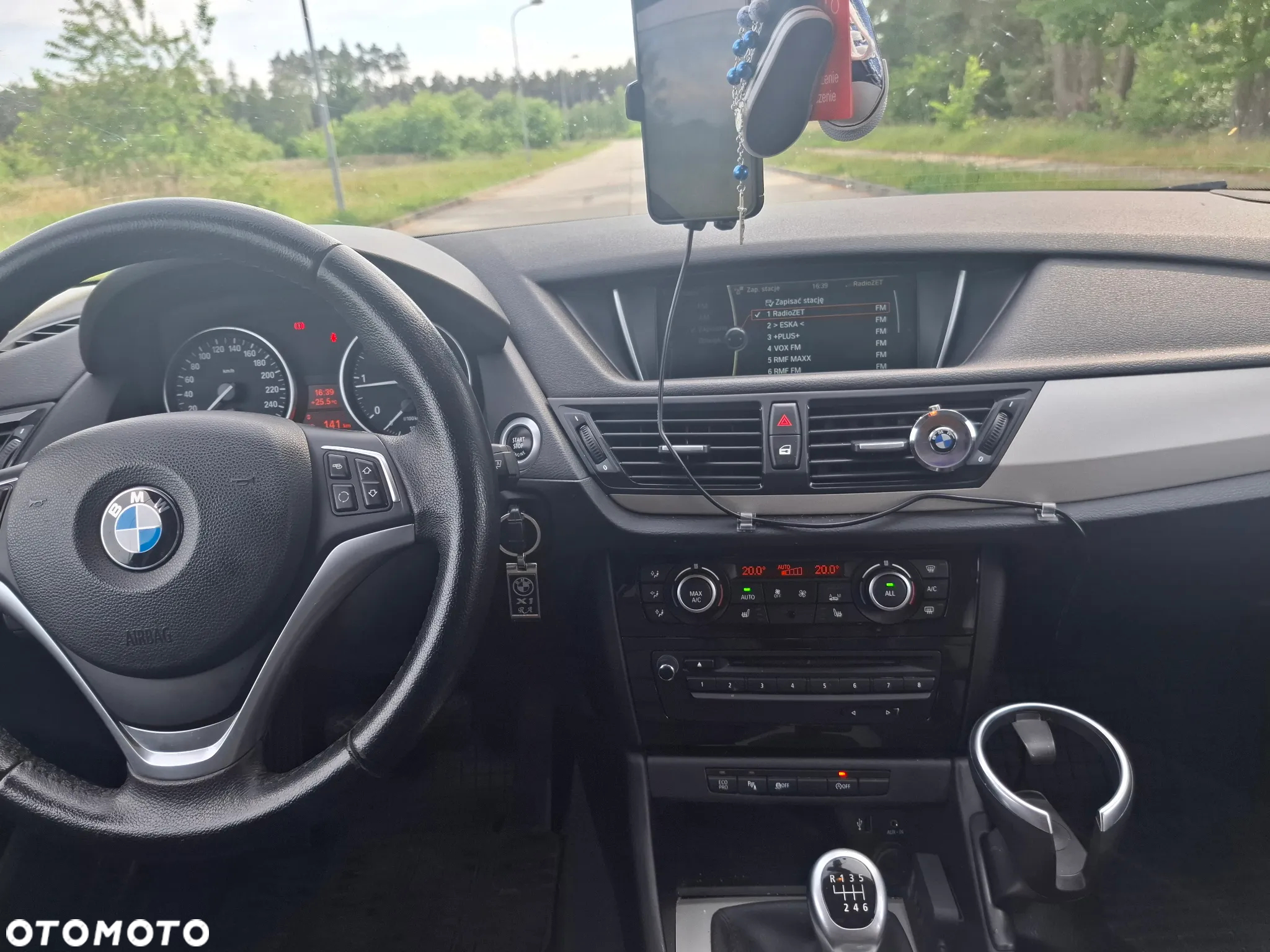 BMW X1 sDrive16d - 6