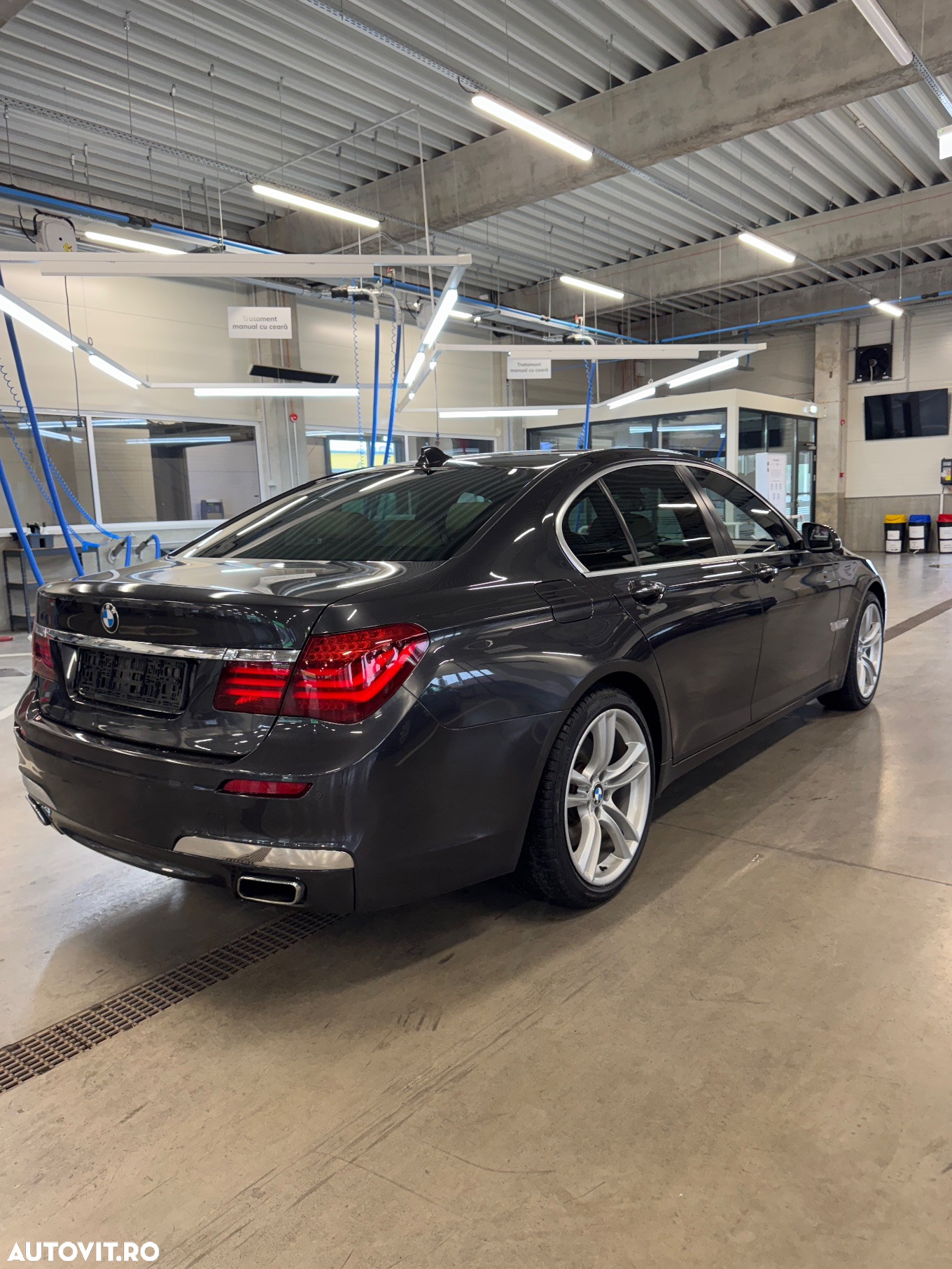 BMW Seria 7 750d xDrive - 4