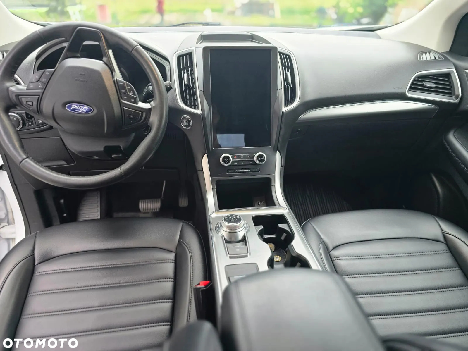 Ford Edge - 8