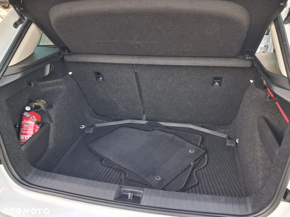 Skoda Kamiq 1.0 TSI Style - 4