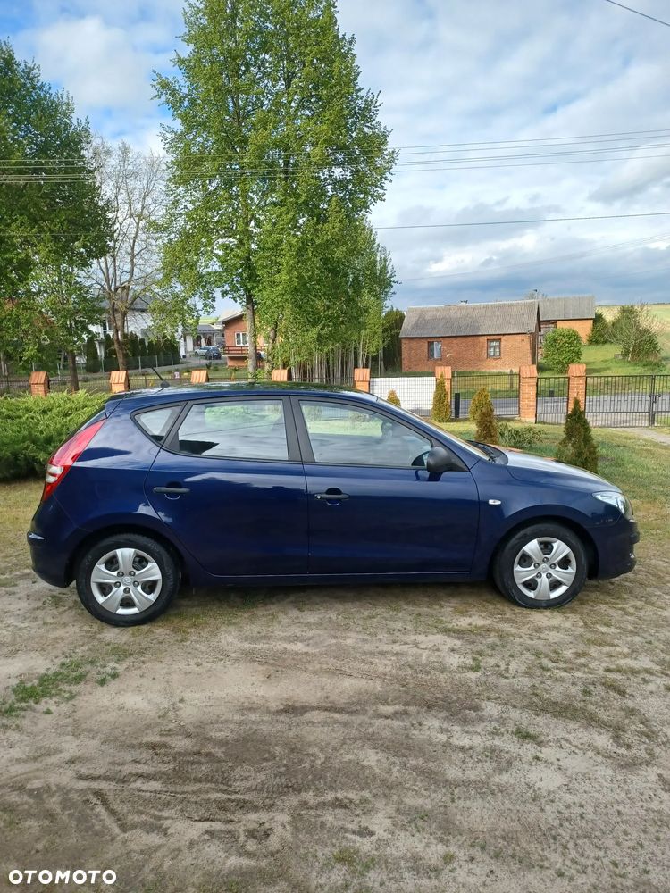 Hyundai i30 1.4 Blue Classic - 8
