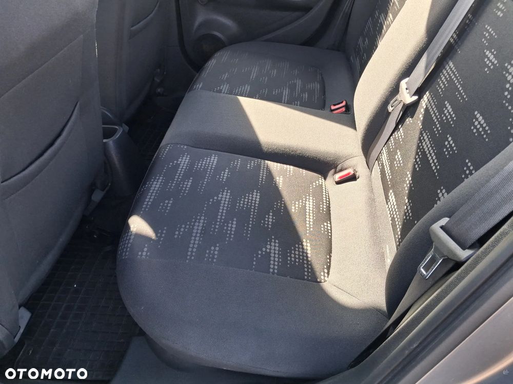 Opel Corsa 1.2 16V Edition / Active - 26