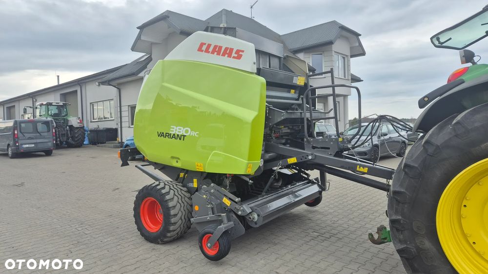 Claas VARIANT 380RC 2015R - 10