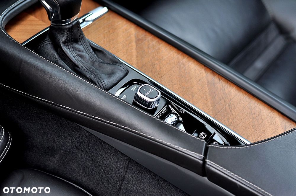Volvo V90 D4 Geartronic Inscription - 33