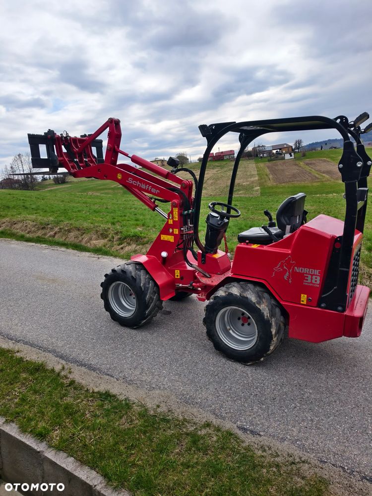 Schäffer 2033s - 12