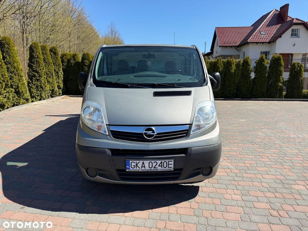 Opel Vivaro L2H1 2.9t - 23