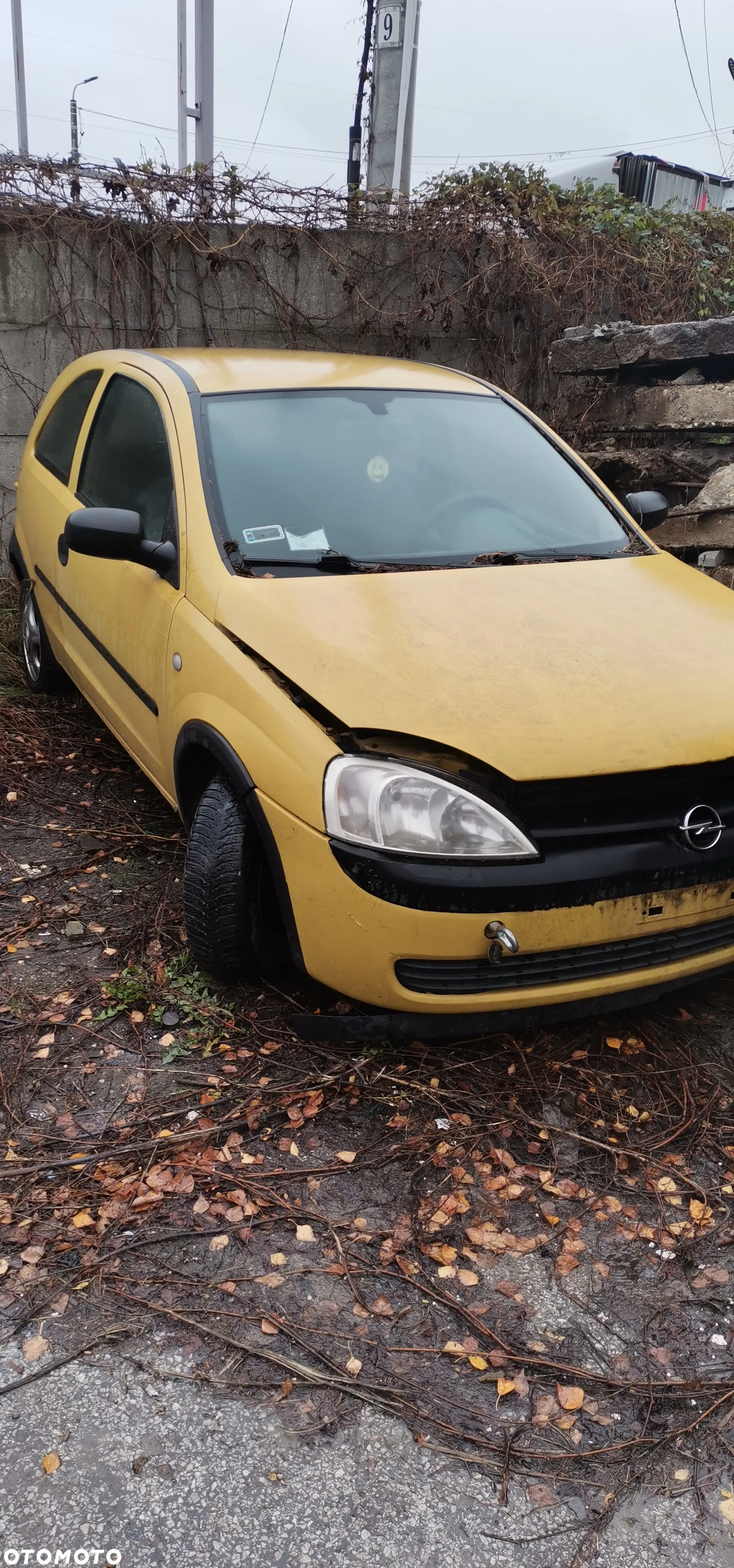 OPEL Corsa C maska zderzak blotnik drzwi - cala na czesci Y40a - 2