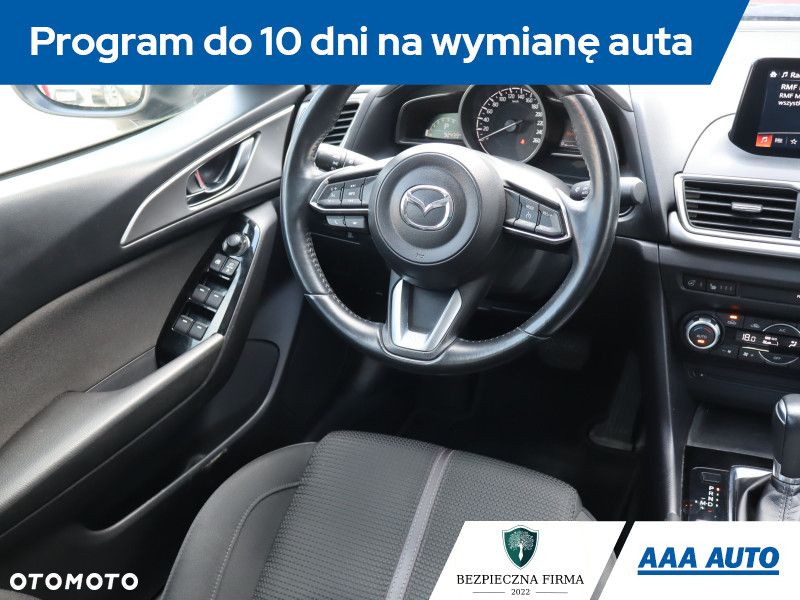 Mazda 3 - 8