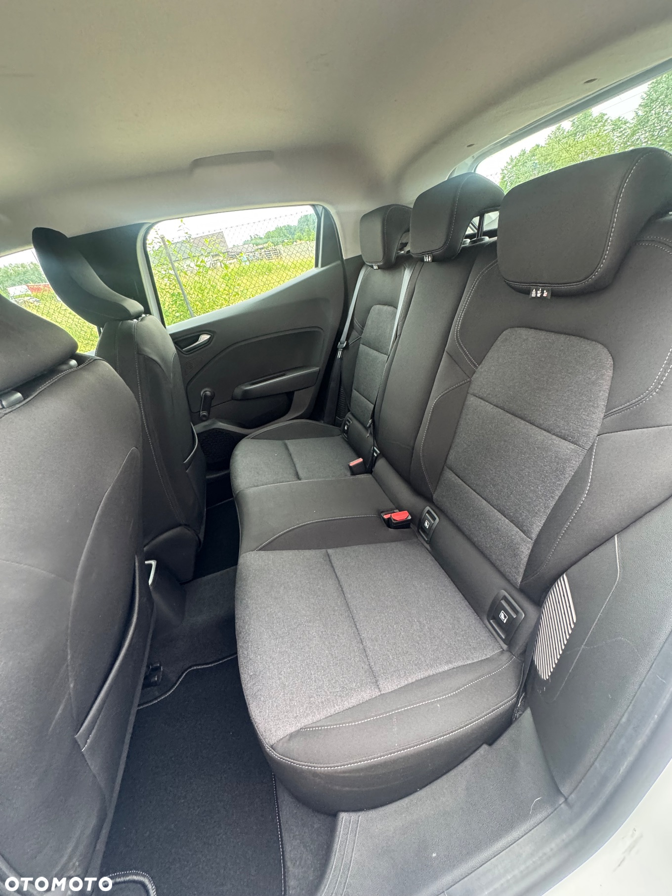Renault Clio E-TECH Hybrid 140 BUSINESS EDITION - 20