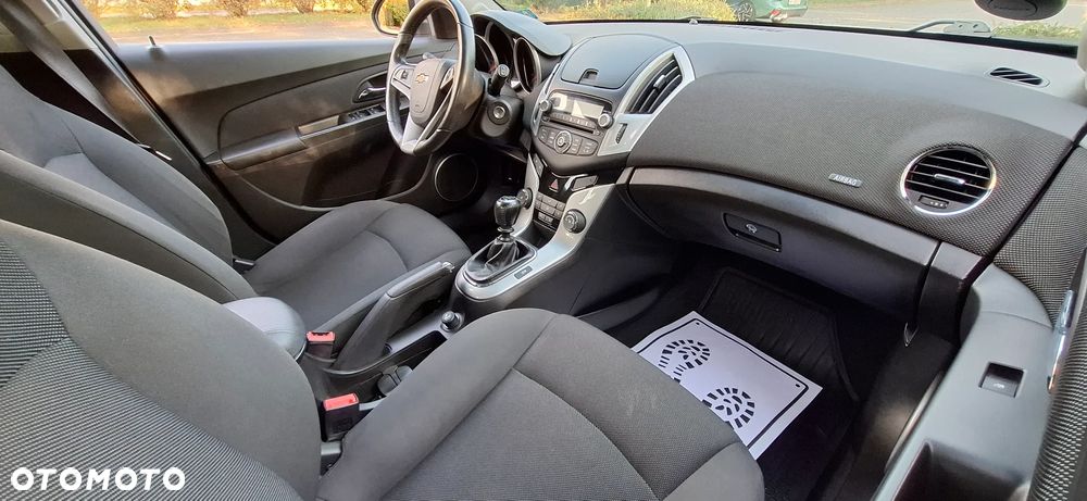 Chevrolet Cruze 1.8 LT+ - 27