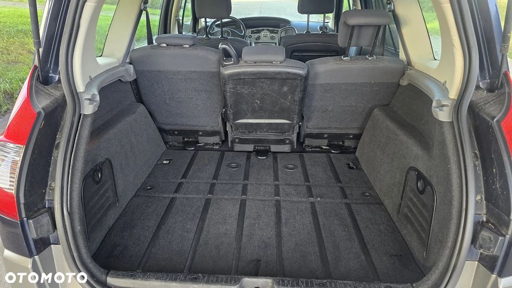 Renault Scenic - 15