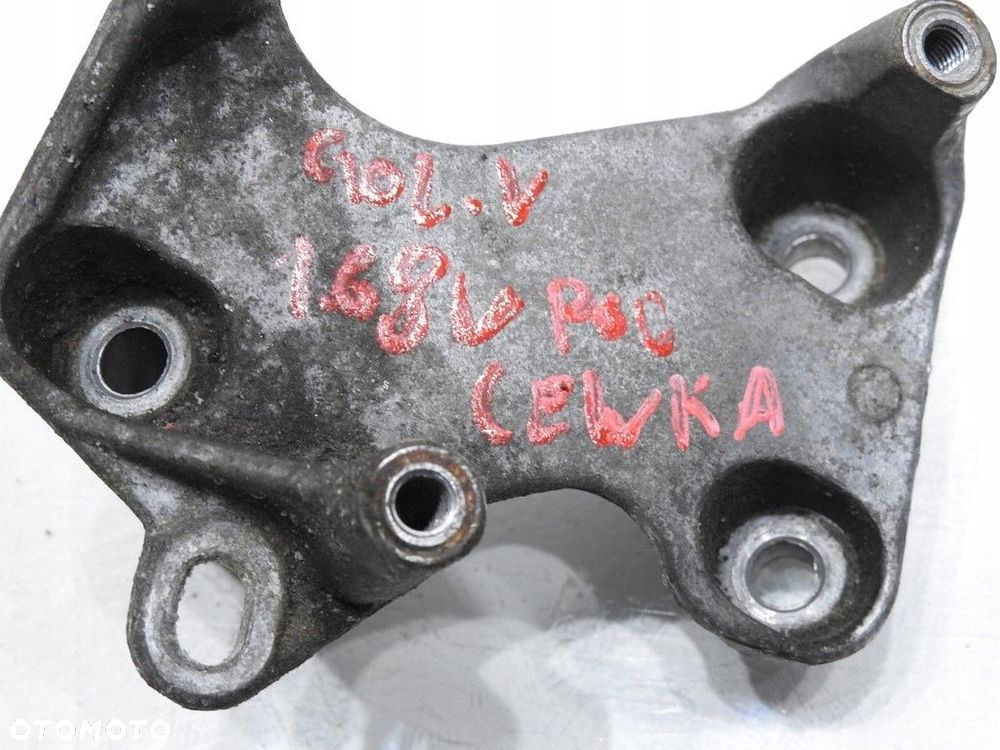 ŁAPA MOCOWANIE CEWKI VW GOLF V 1.6 8V - 3