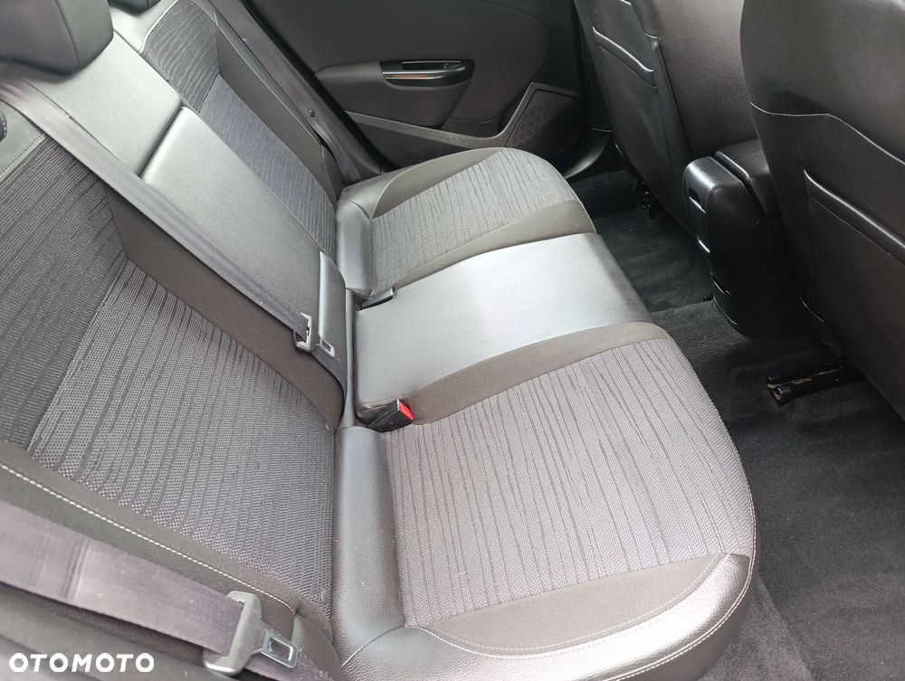 Opel Astra 1.4 Turbo Active - 11