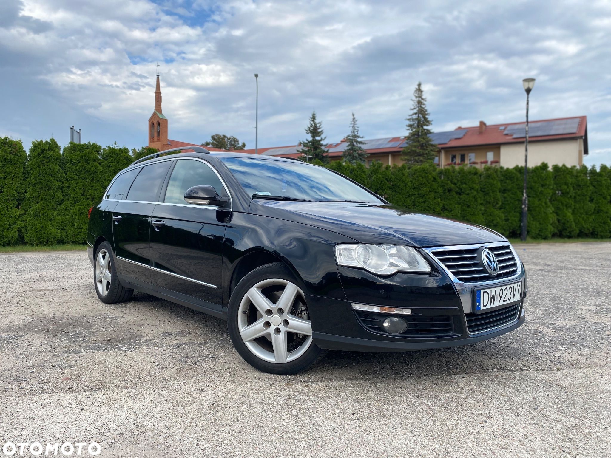 Volkswagen Passat - 1