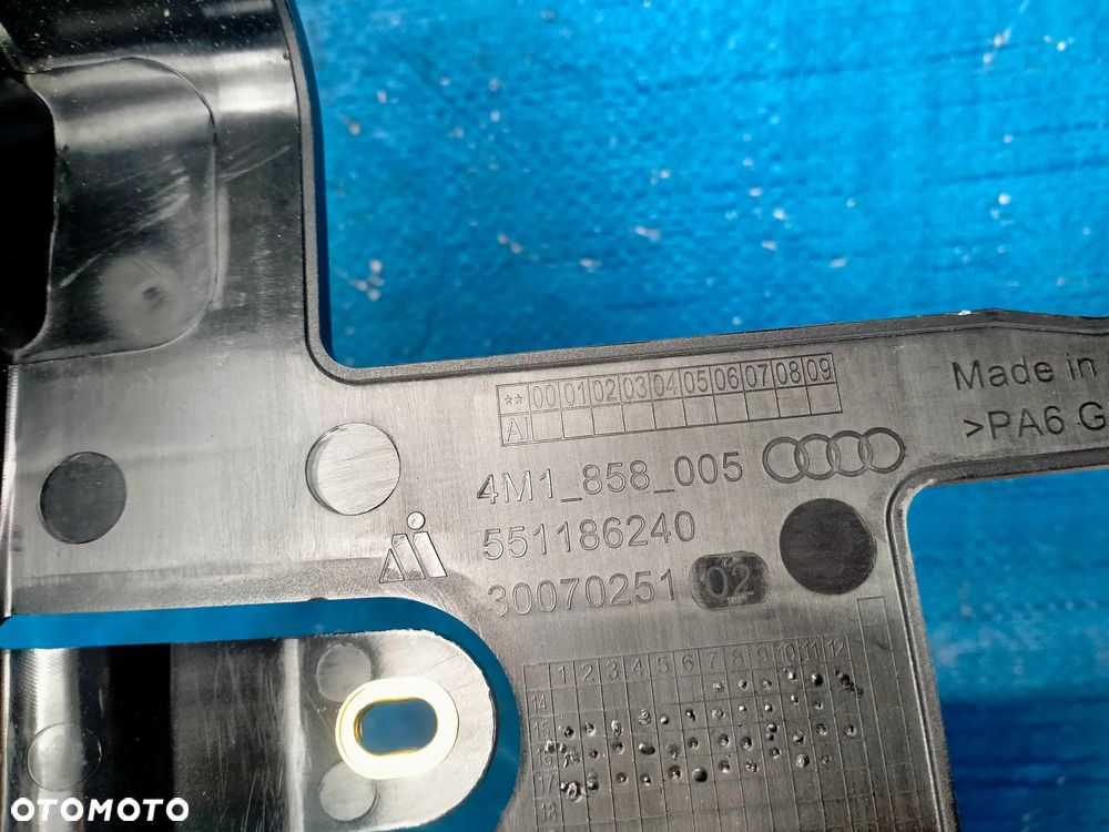 AUDI Q7 4M / KONSOLA / DESKA / AIRBAG / PASY / CZARNA / ORYGINAŁ Demontaż - 13