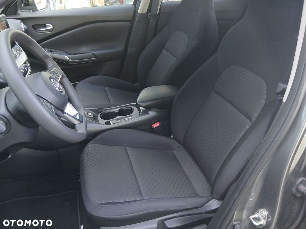 Nissan Juke 1.6 Hybrid Acenta AMT - 24