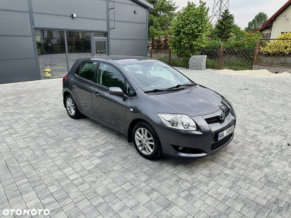 Toyota Auris 1.6 Premium Start - 6