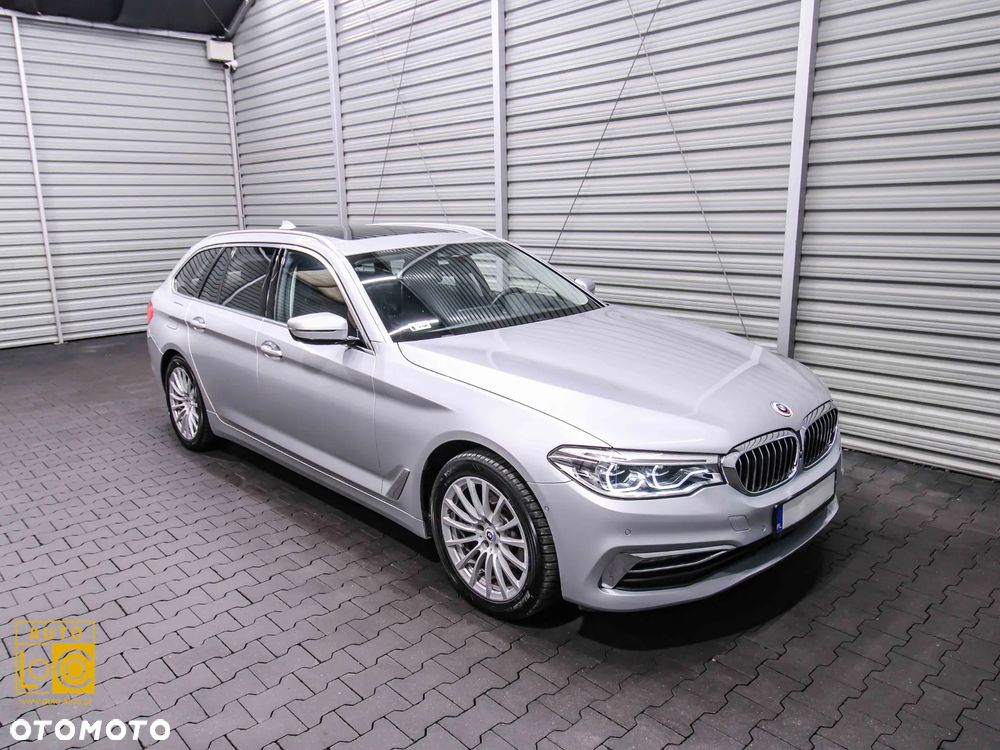 BMW Seria 5 520d xDrive Touring Luxury Line - 6