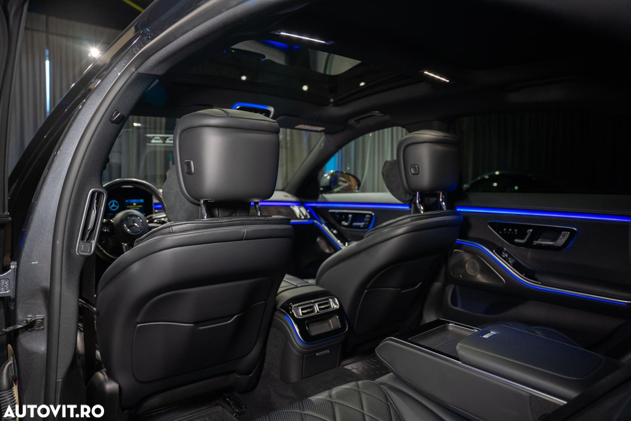 Mercedes-Benz S 400 d 4Matic L 9G-TRONIC - 30