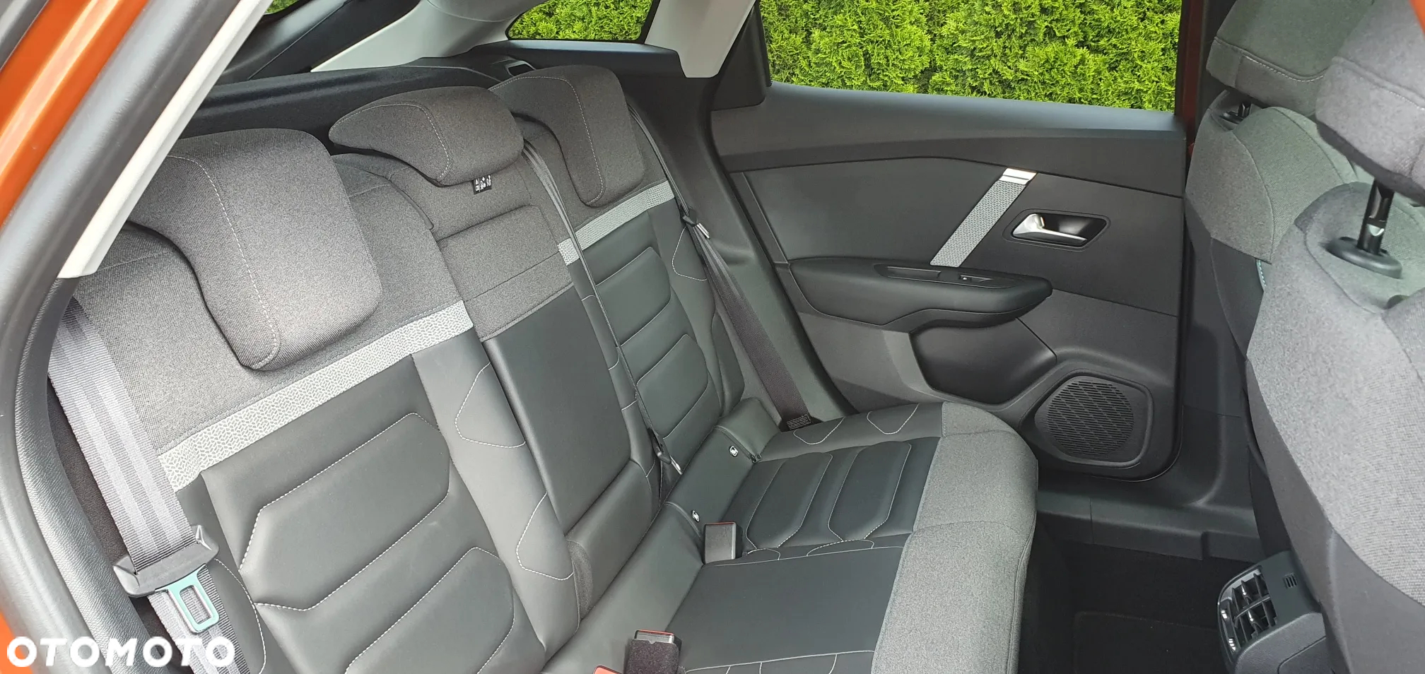 Citroën C4 PureTech 155 Stop&Start EAT8 SHINE - 37