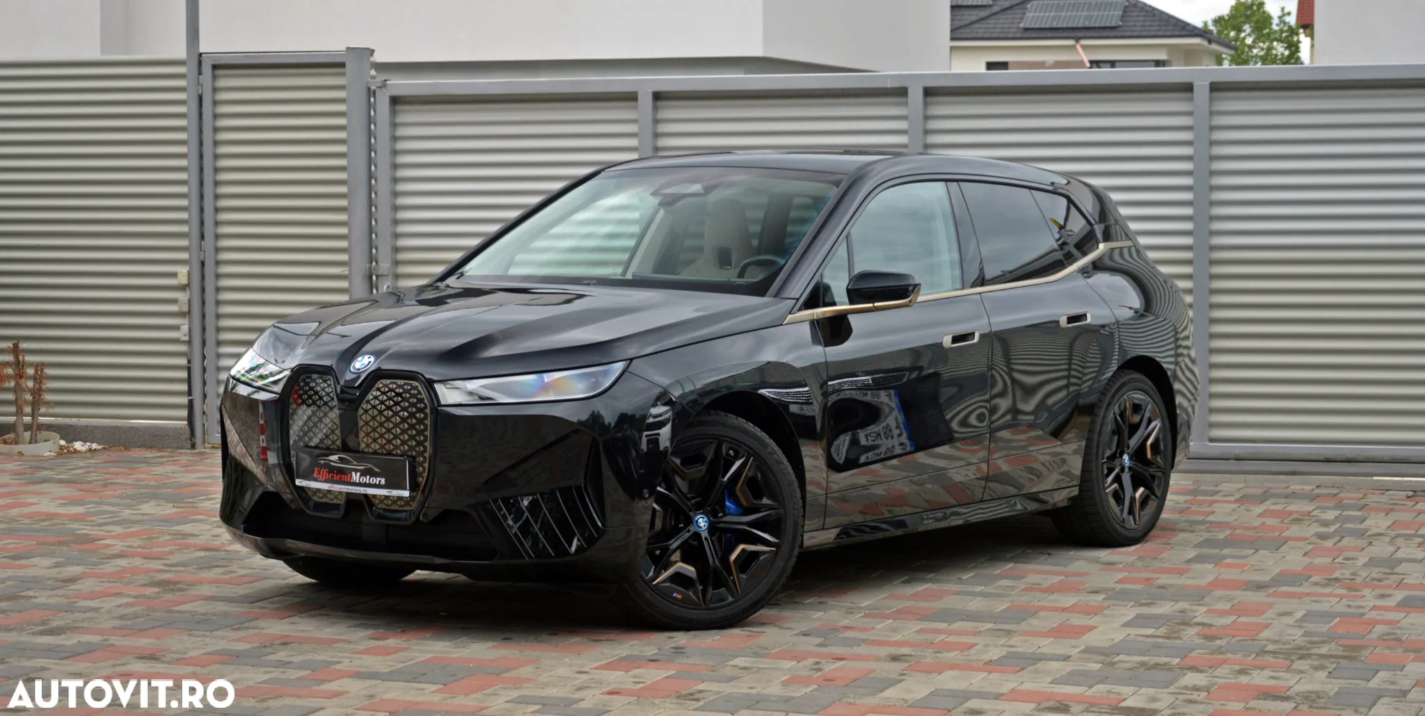 BMW iX xDrive40 - 10