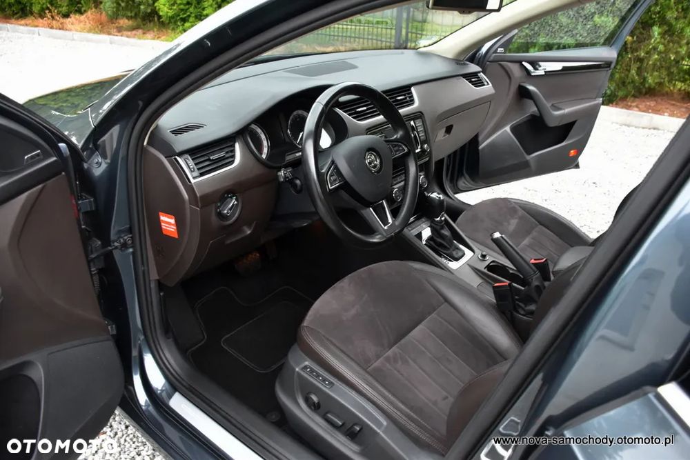 Skoda Octavia 2.0 TDI 4x4 L&K DSG - 30