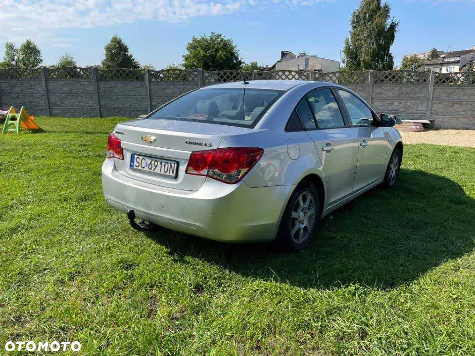 Chevrolet Cruze 2.0 LS - 7